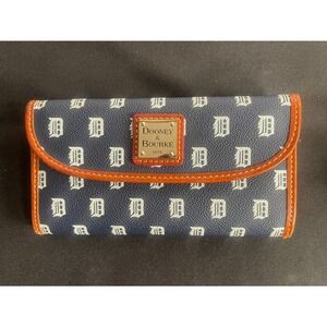 Dooney & Bourke Detroit Tigers MLB Navy Orange Coated Canvas Continental Wallet